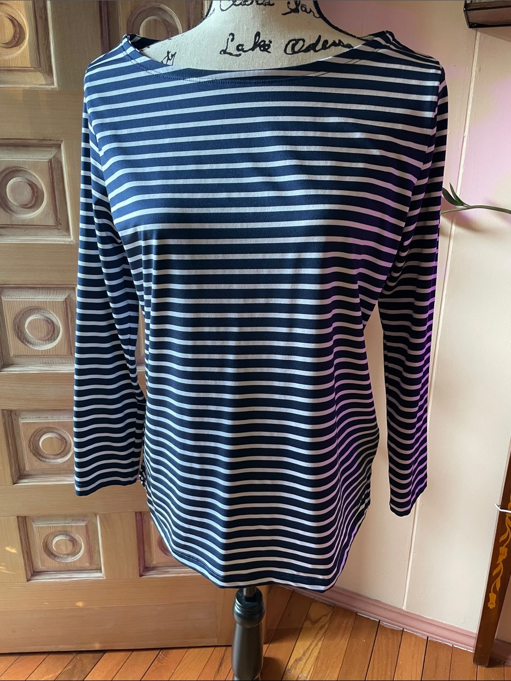 Vineyard Vines Navy and White Striped Long Sleeve Tee
